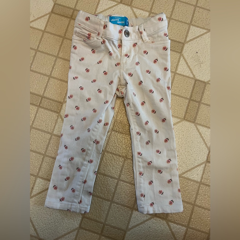 2T Old Navy skinny jeans